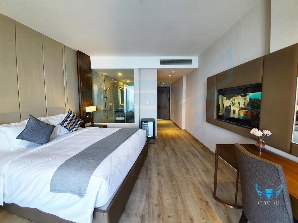 Crystali Panorama Nha Trang Bed and Breakfast Exteriör bild